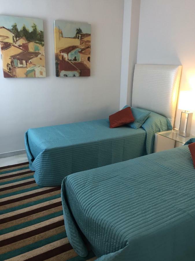 Beautiful 2 Bedroom Apartment @ Puerto Banus! Marbella Exterior foto
